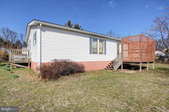 11906 HEATHER DR, Hagerstown, MD 21740