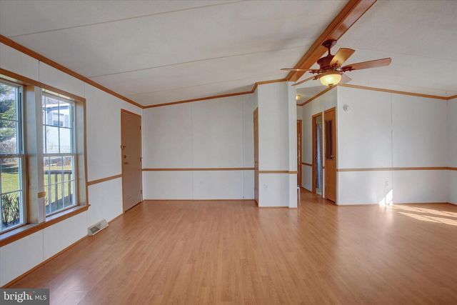 11906 HEATHER DR, Hagerstown, MD 21740