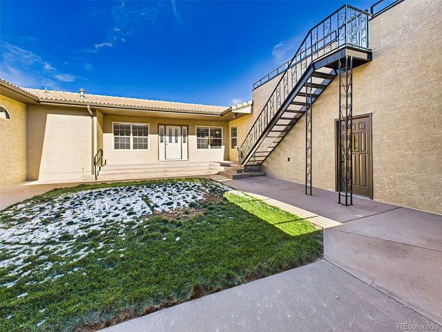 611 Q St, Penrose, CO 81240