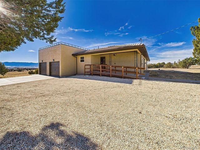 611 Q St, Penrose, CO 81240