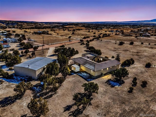 611 Q St, Penrose, CO 81240