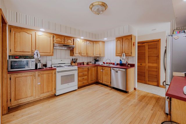 65 Glebe Road, Chesterfield, NH 03462