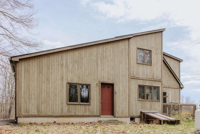 65 Glebe Road, Chesterfield, NH 03462