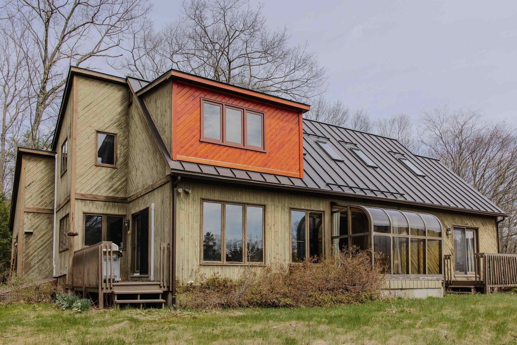 65 Glebe Road, Chesterfield, NH 03462