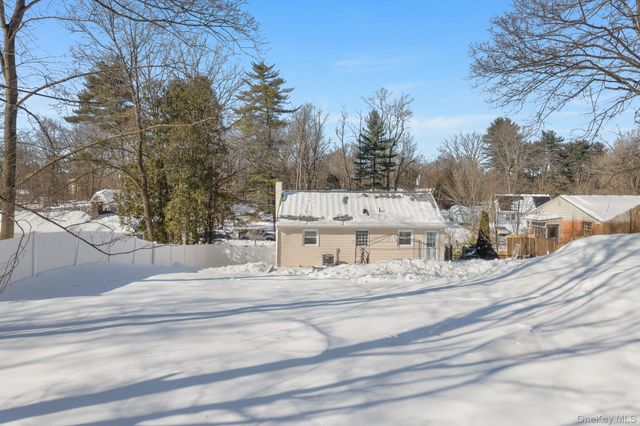 10 Marlorville Road, Wappingers Falls, NY 12590