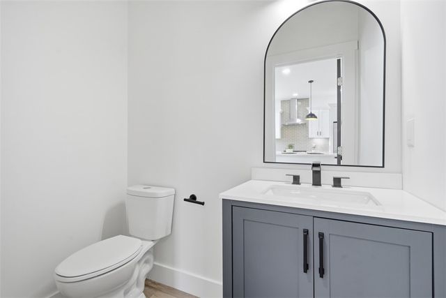 240 Hidden Lane, Carnegie, PA 15106