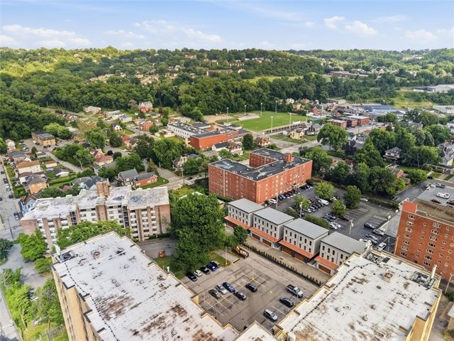 240 Hidden Lane, Carnegie, PA 15106
