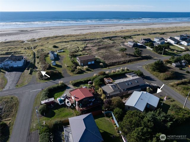 1376 Holand Drive, Grayland, WA 98547