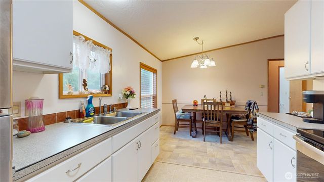 1376 Holand Drive, Grayland, WA 98547