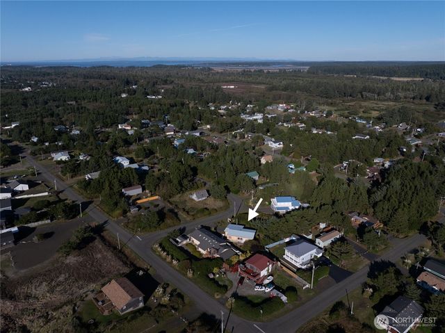 1376 Holand Drive, Grayland, WA 98547