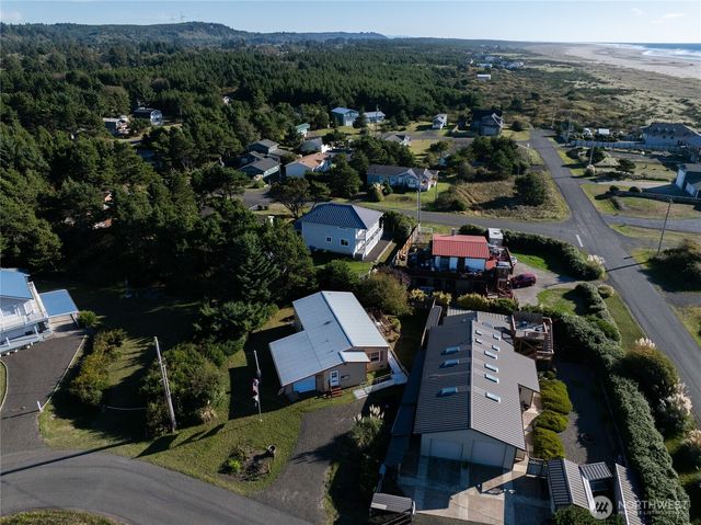 1376 Holand Drive, Grayland, WA 98547