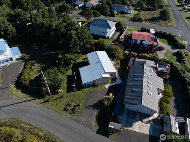 1376 Holand Drive, Grayland, WA 98547