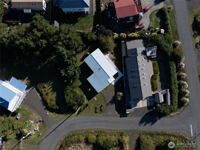 1376 Holand Drive, Grayland, WA 98547