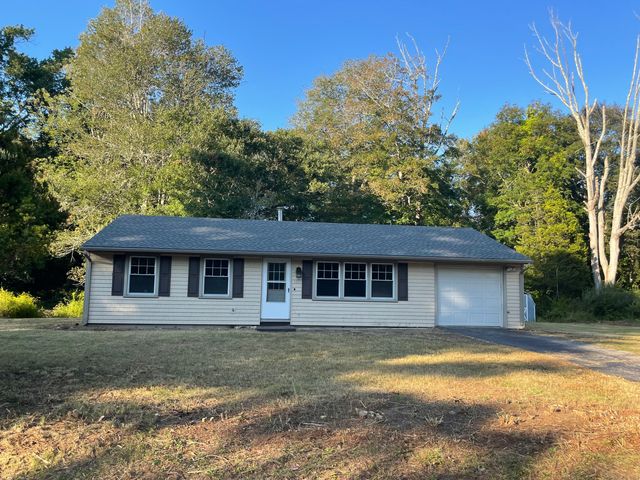 153 Meetinghouse Lane, Ledyard, CT 06339