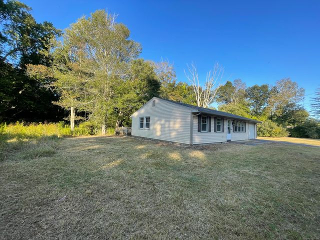 153 Meetinghouse Lane, Ledyard, CT 06339