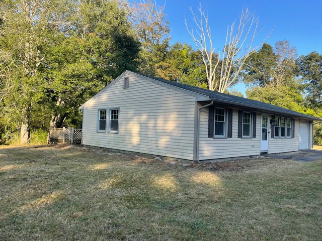 153 Meetinghouse Lane, Ledyard, CT 06339