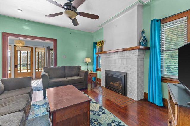 4436 Douglas AVENUE, Racine, WI 53402