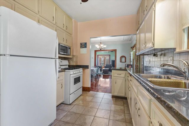 4436 Douglas AVENUE, Racine, WI 53402