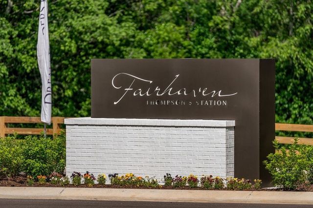 5068 Fairhaven Cir, Thompsons Station, TN 37179