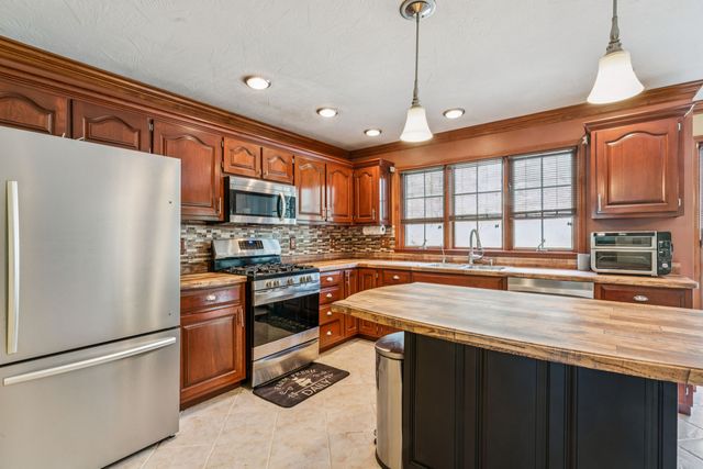 103 Fernwood DRIVE, Brighton Twp, PA 15009