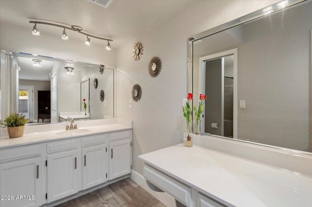 10245 N 34TH Place, Phoenix, AZ 85028