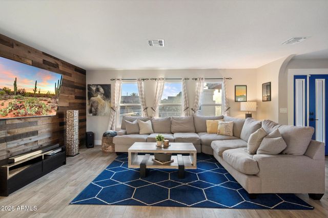 10245 N 34TH Place, Phoenix, AZ 85028