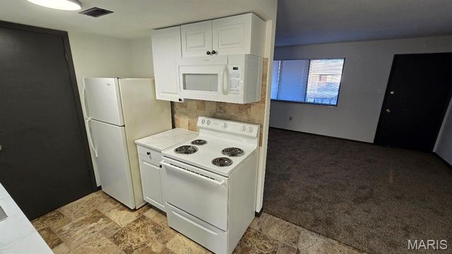 1908 Muren Boulevard 6, Belleville, IL 62221