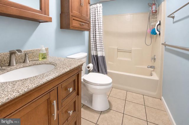 208 W ARCTIC AVE, Minotola, NJ 08341