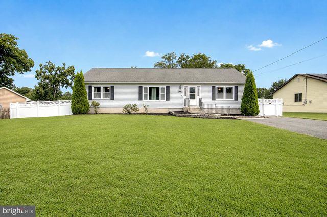 208 W ARCTIC AVE, Minotola, NJ 08341