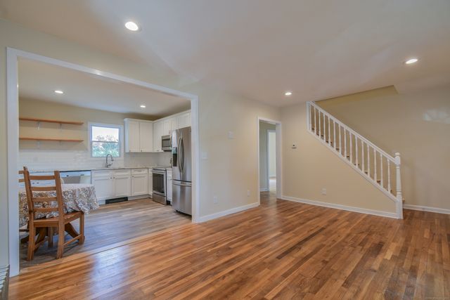 101 Blakeslee Avenue, North Haven, CT 06473