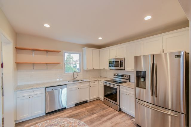 101 Blakeslee Avenue, North Haven, CT 06473