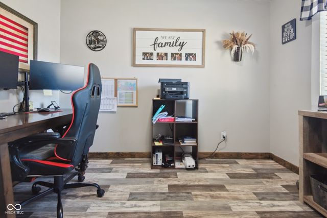 8437 N Sheffield Court, Columbus, IN 47201