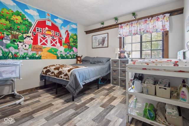 8437 N Sheffield Court, Columbus, IN 47201