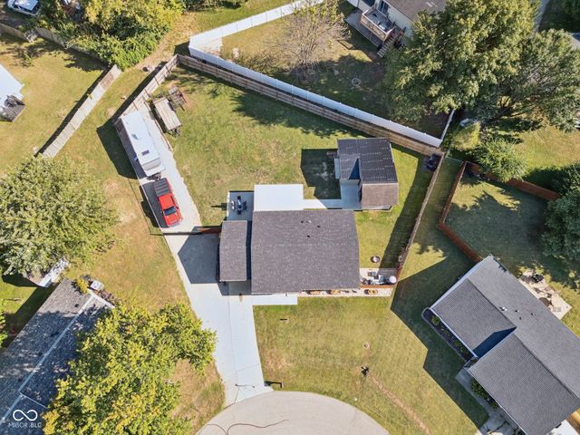 8437 N Sheffield Court, Columbus, IN 47201