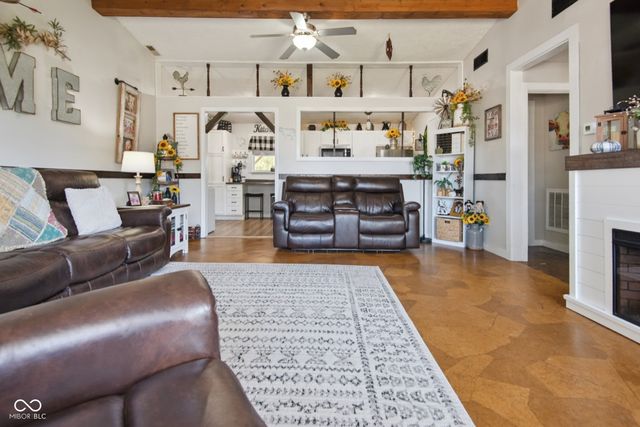 8437 N Sheffield Court, Columbus, IN 47201