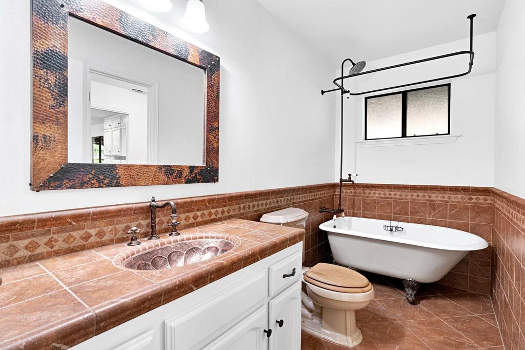 Image 22 of property listing at 23328 Granite Creek Lane, Clovis, CA 93619
