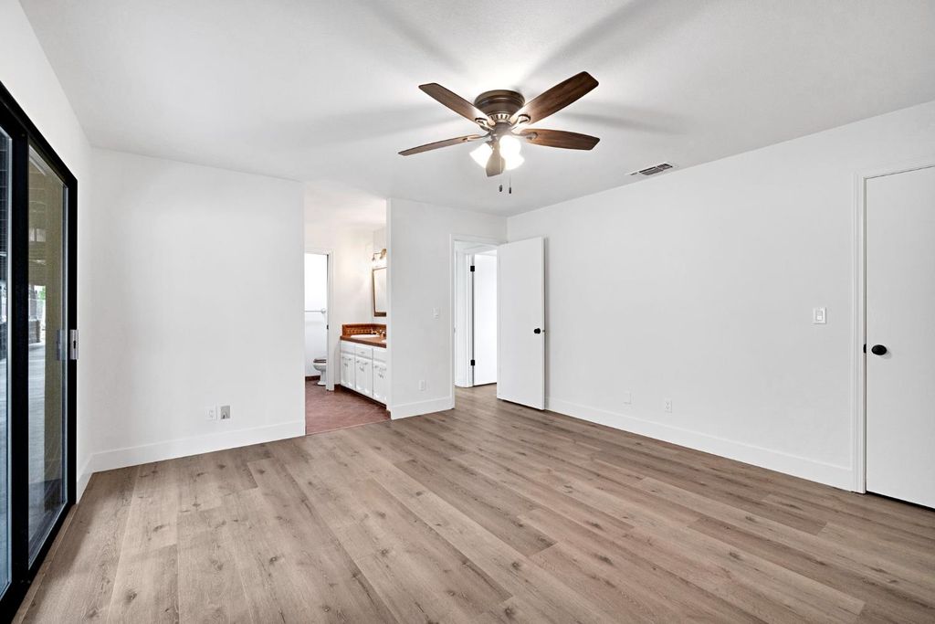 Image 29 of property listing at 23328 Granite Creek Lane, Clovis, CA 93619