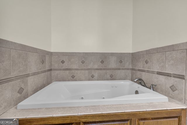 32 Hart Terrace, Hartwell, GA 30643