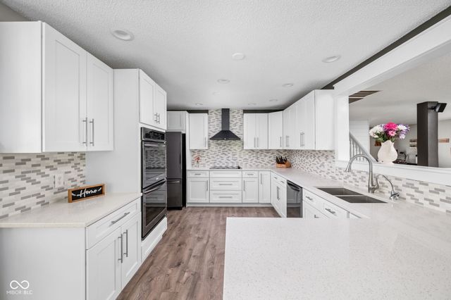 6431 Eastern Range Road, Indianapolis, IN 46234