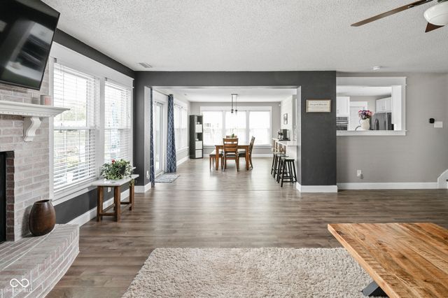 6431 Eastern Range Road, Indianapolis, IN 46234