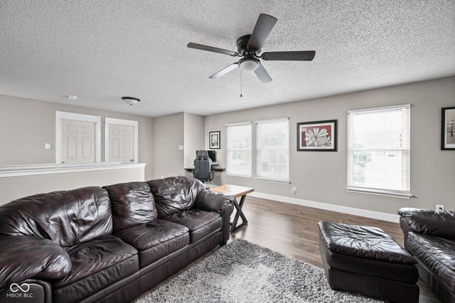 6431 Eastern Range Road, Indianapolis, IN 46234