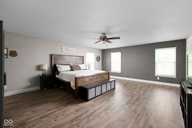 6431 Eastern Range Road, Indianapolis, IN 46234