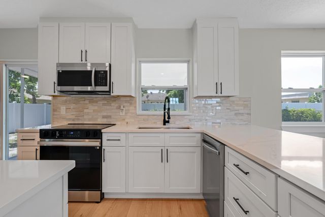 598 Coral Way, Delray Beach, FL 33445