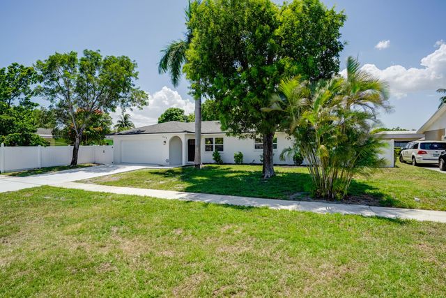 598 Coral Way, Delray Beach, FL 33445
