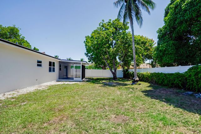 598 Coral Way, Delray Beach, FL 33445