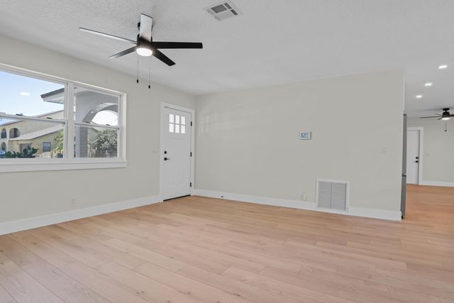 598 Coral Way, Delray Beach, FL 33445