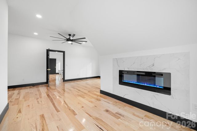 74 Jeranna Road, Mills River, NC 28759