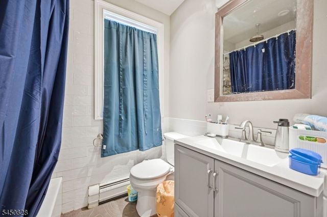 948 Van Houten Ave 1, Clifton City, NJ 07013