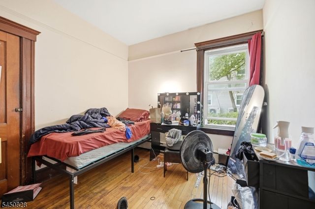 948 Van Houten Ave 1, Clifton City, NJ 07013