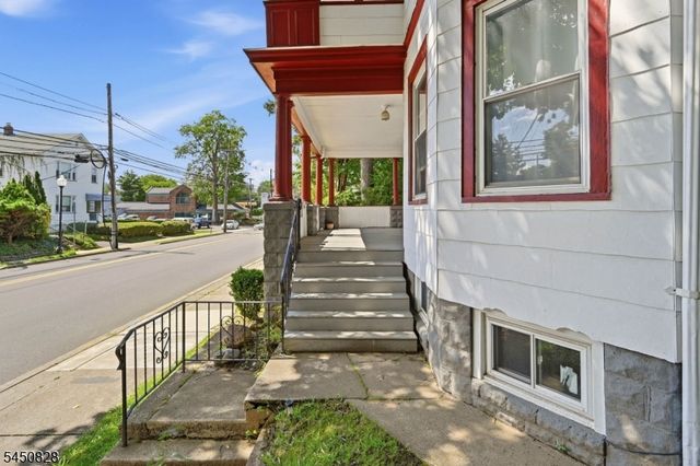 948 Van Houten Ave 1, Clifton City, NJ 07013